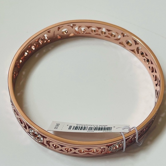 Coach Rose Gold Bangle Brand new With Tag - Picture 4 of 8